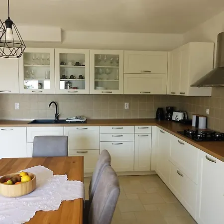 Villa Stella With Heated Pool *
