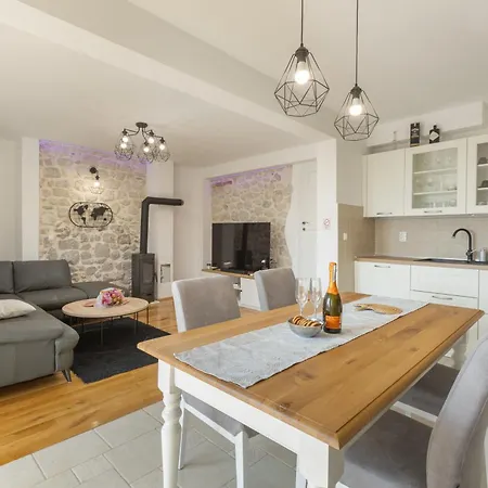 Villa Stella With Heated Pool Podgora (Split-Dalmatia)