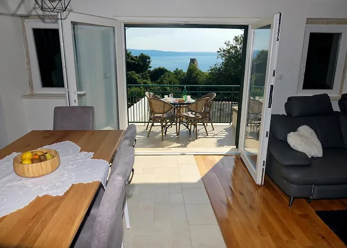 Villa Stella With Heated Pool