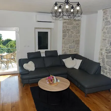 Stella With Heated Pool Villa Podgora