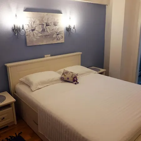 Stella With Heated Pool 伯德古拉